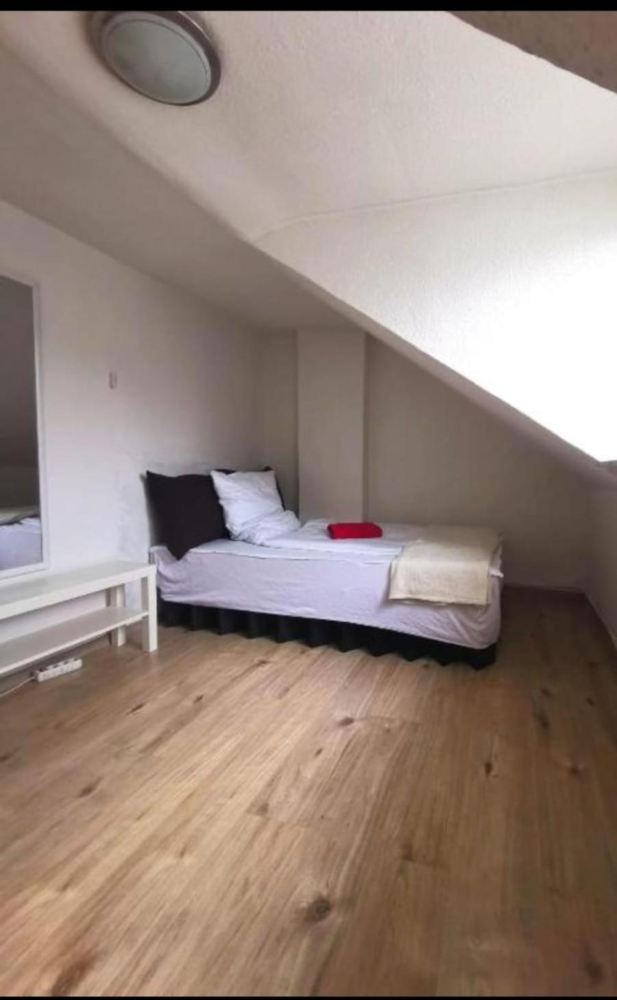 Privat In Zwei-zimmer-wohnung Als 2er Wg Accommodatie bij particulieren